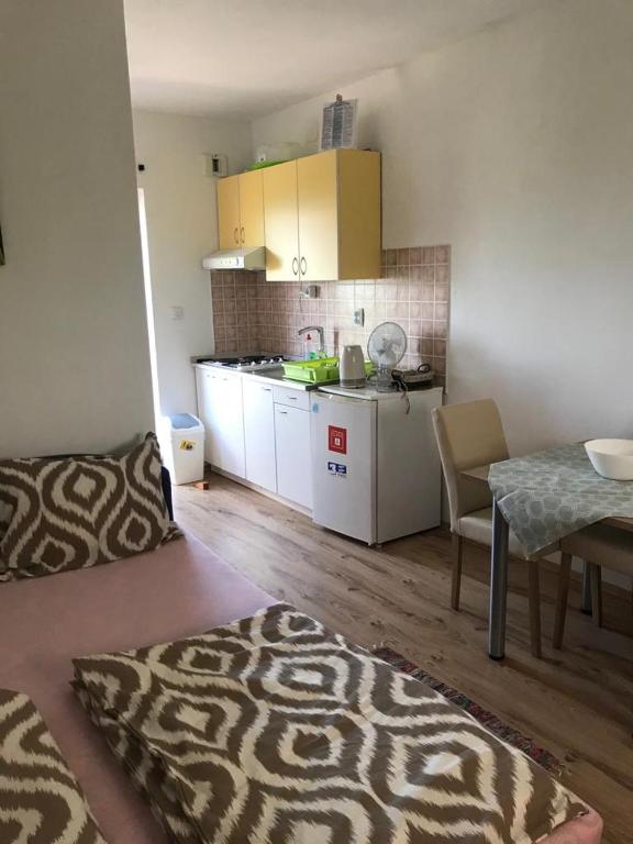 Kuchyňa alebo kuchynka v ubytovaní Studio Apartments MT