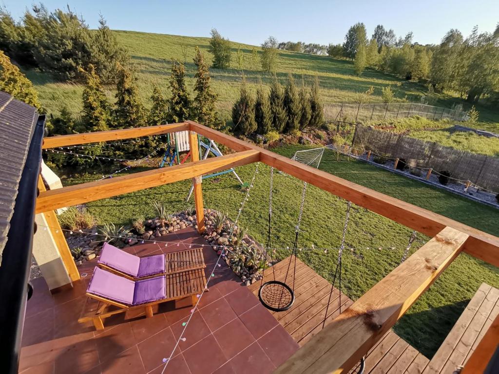 Vonkajšia záhrada v ubytovaní DomekSPA, Profesjonalne JACUZZI, Mazury, Liski, Ełk