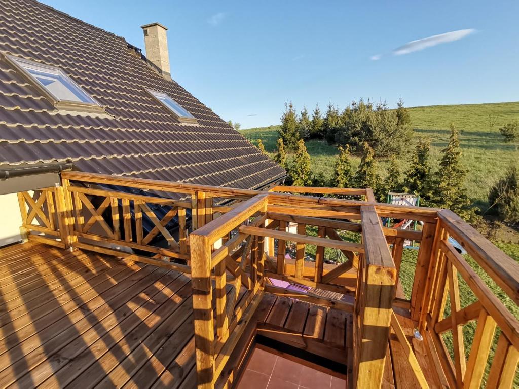 Balkón alebo terasa v ubytovaní DomekSPA, Profesjonalne JACUZZI, Mazury, Liski, Ełk