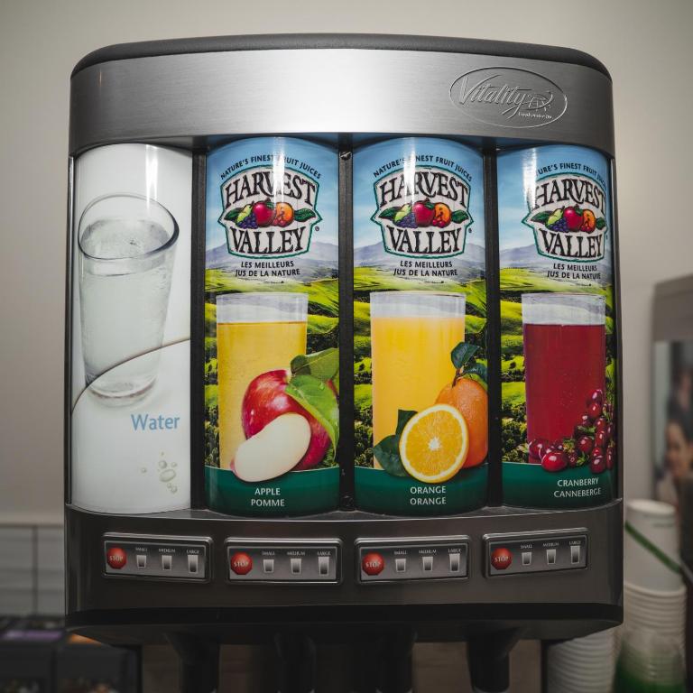 Robin Hood Inn and Suites - Resim 29