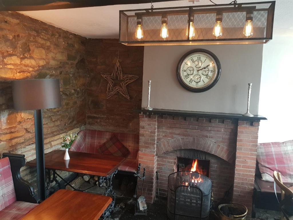 The Blue Boar - Historic Country Inn near Stratford-upon-Avon - Resim 23