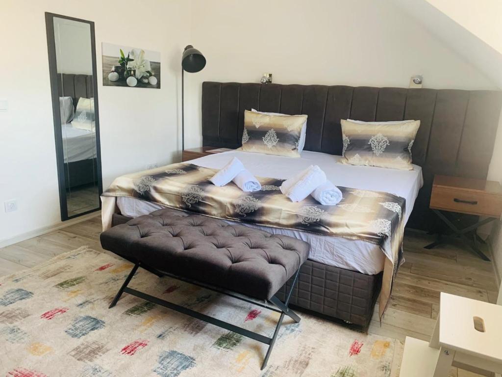 KISPET DELUXE HOTEL