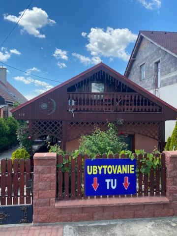 a us townline tu sign on a fence in front of a house at Holiday Home V Kolte in Kolta