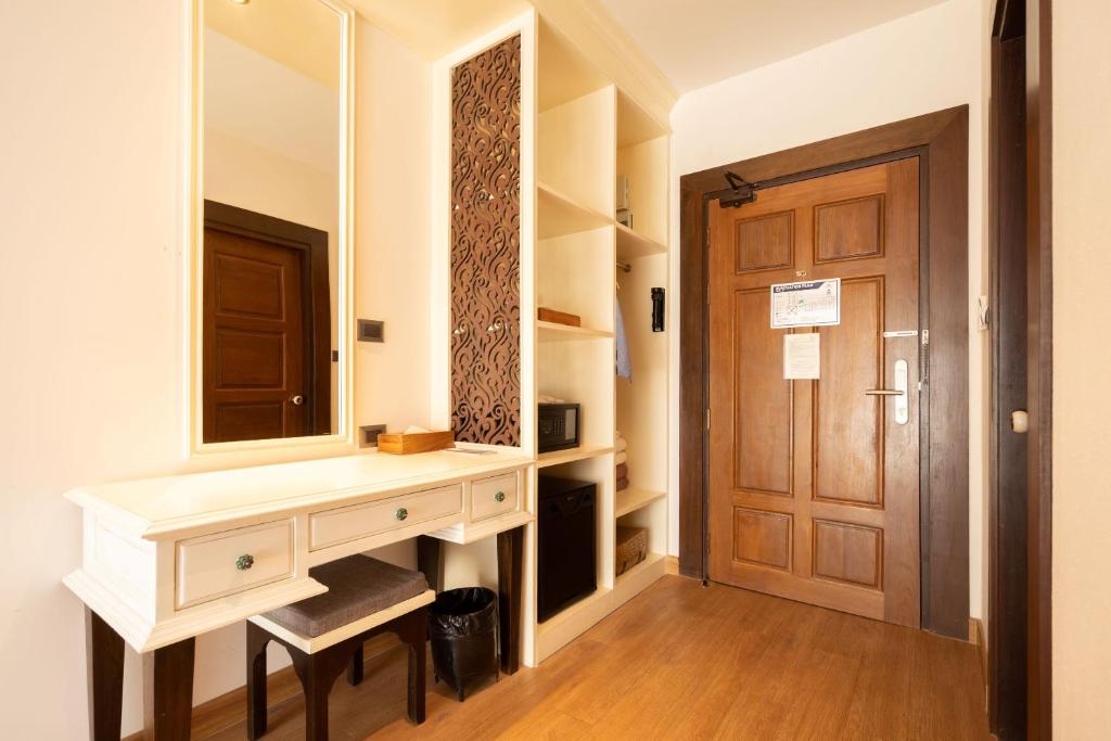 Phor Liang Meun Terracotta Arts - 7