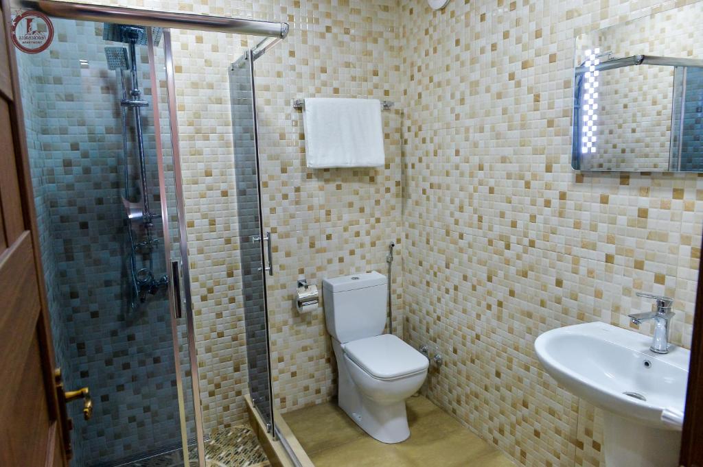 Koupelna v ubytování Tsereteli Inn