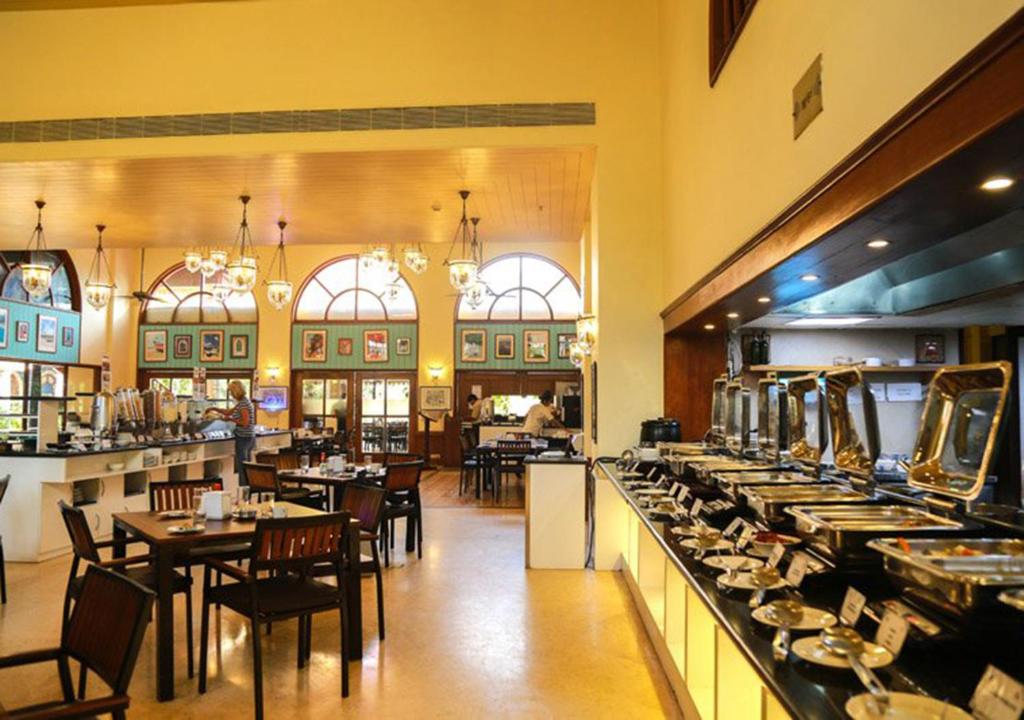 Restaurace v ubytování Acron Candolim Regina