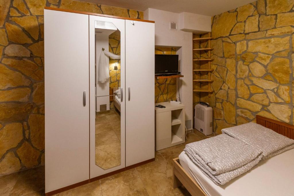 Apartments Kaktus Orebic - Tweepersoonskamer Met Eigen Badkamer