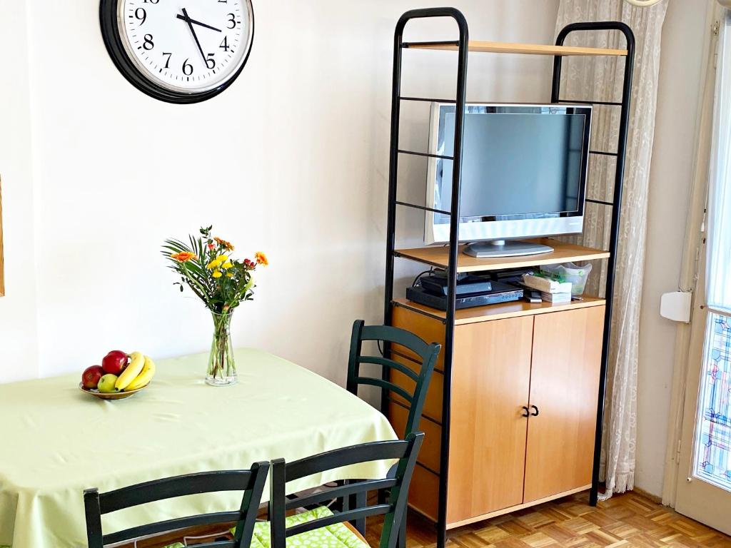 Kuchyňa alebo kuchynka v ubytovaní Sétány Apartman