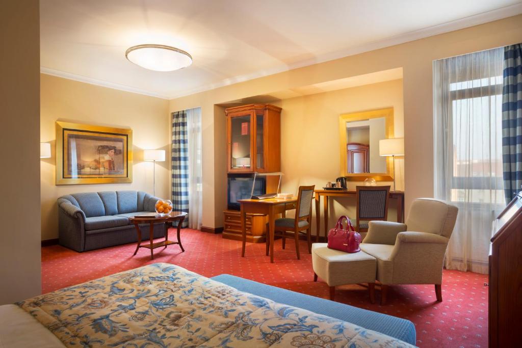 Best Western Premier Hotel Astoria - Resim 18