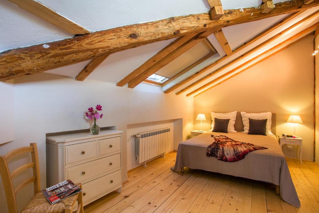 Garmen Hills Guest Houses - Familienzimmer