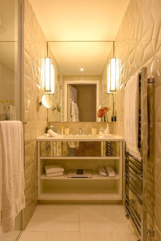 Hôtel Chais Monnet & Spa - Luxe Tweepersoonskamer Met Balkon