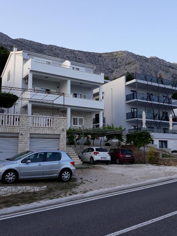 Nespecifikovaný výhled na hory nebo výhled na hory při pohledu z apartmánu