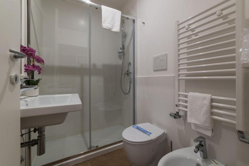 Koupelna v ubytování Hotel Mimosa Pantheon