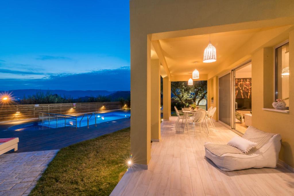 Bazén v ubytování Kaletzia villas nebo v jeho okolí