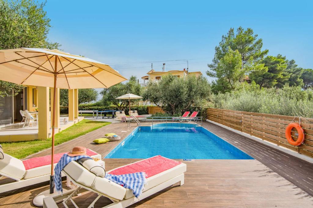 Bazén v ubytování Kaletzia villas nebo v jeho okolí