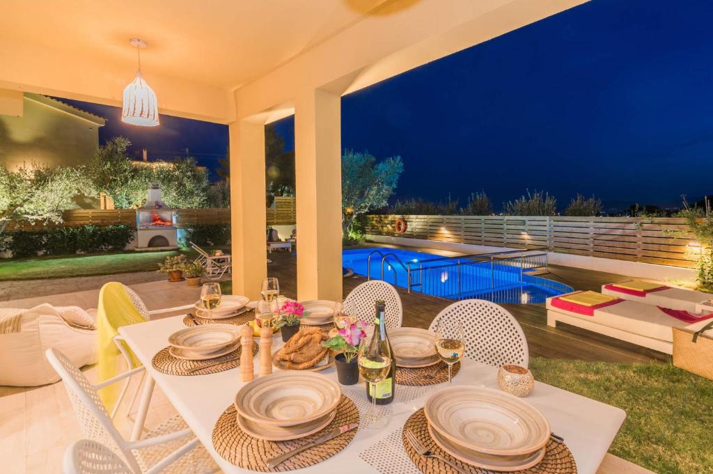 Bazén v ubytování Kaletzia villas nebo v jeho okolí
