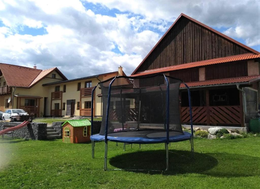Herní místnost nebo prostor pro děti v ubytování ADEMI Apartments