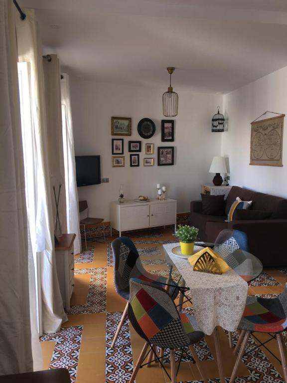 Posedenie v ubytovaní Casa del Mercado