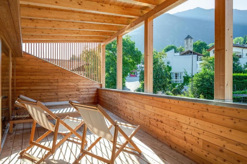 Nespecifikovaný výhled na hory nebo výhled na hory při pohledu z hotelu