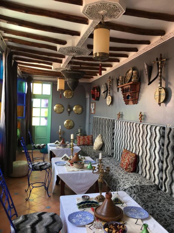 Posezení v ubytování Riad Blue Berber