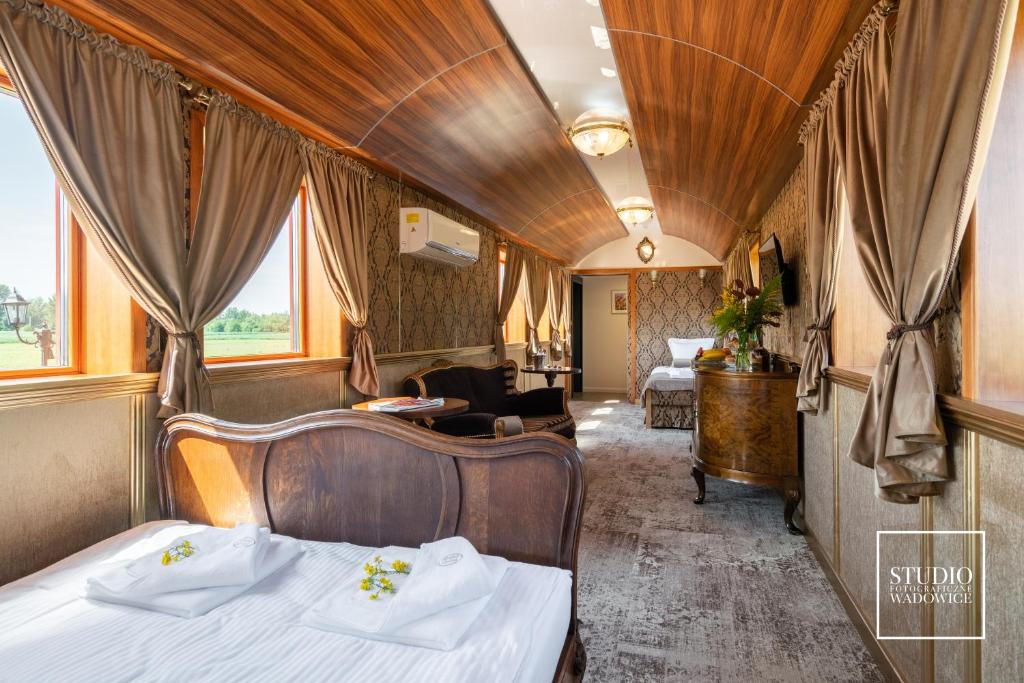 Stacja Galicja - nocleg w pociągu blisko Energylandia - 10