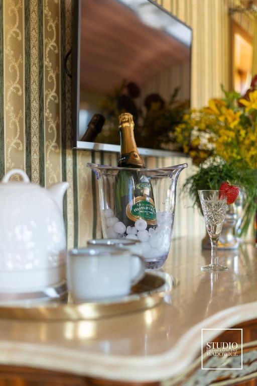 Stacja Galicja - nocleg w pociągu blisko Energylandia - 1