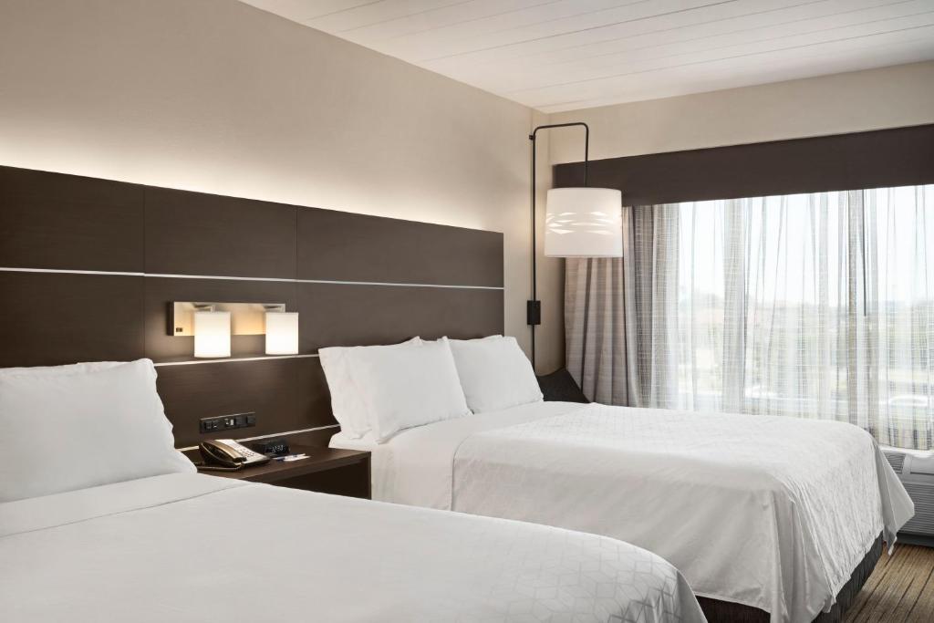 Holiday Inn Express Hotel & Suites Fort Myers East - The Forum, an IHG Hotel - Chambre Queen Standard Avec Deux Lits Queen