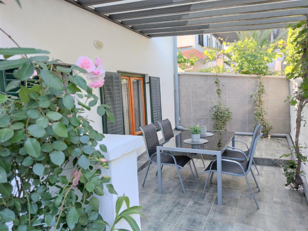 Balkón nebo terasa v ubytování Apartments Rak