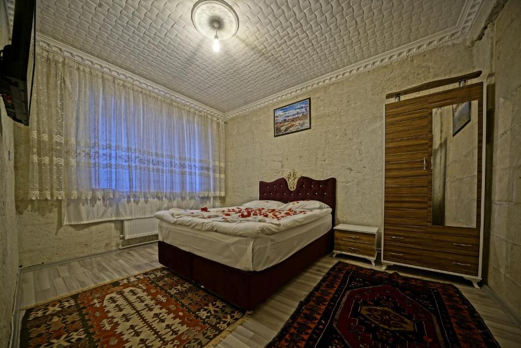 Epoch Stone House - 11