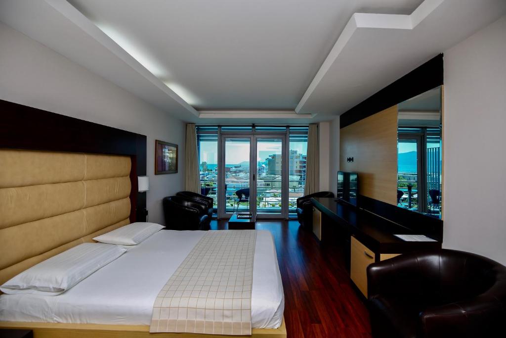 Hotel Vlora International - Image 2