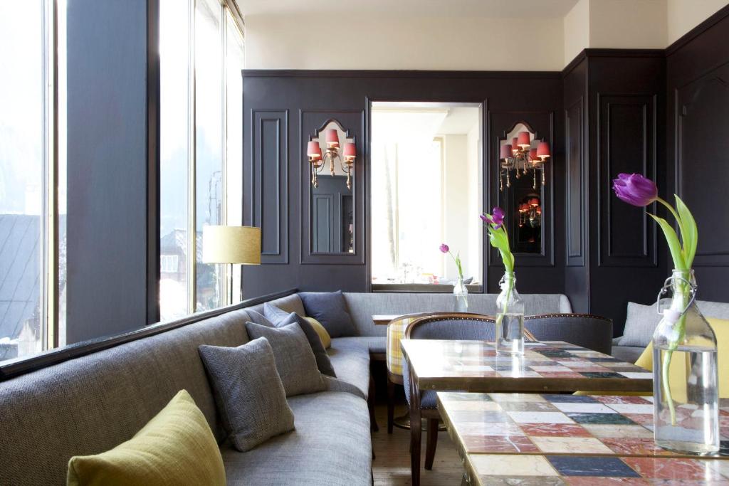 Posedenie v ubytovaní Das REGINA Boutiquehotel