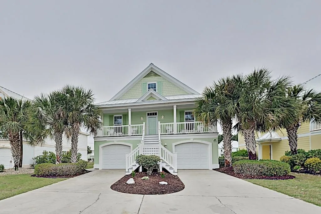 New Listing! Oceanside Village Beach Home With Pool Home, Myrtle Beach, Statele Unite ale Americii