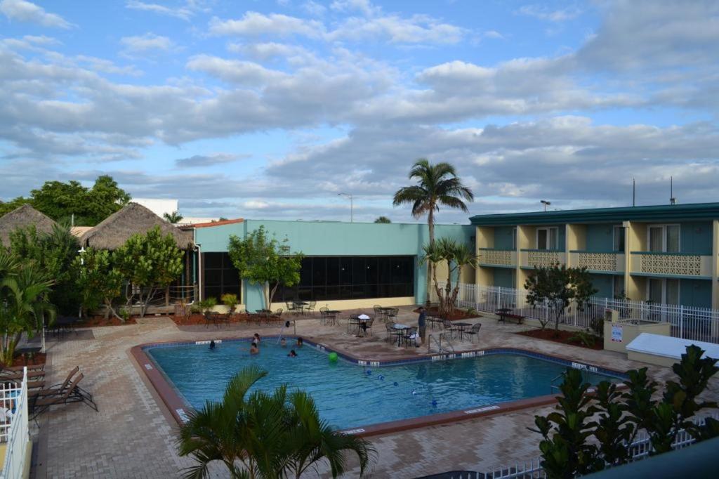 Gallery image of Punta Gorda Waterfront Hotel & Suites in Punta Gorda