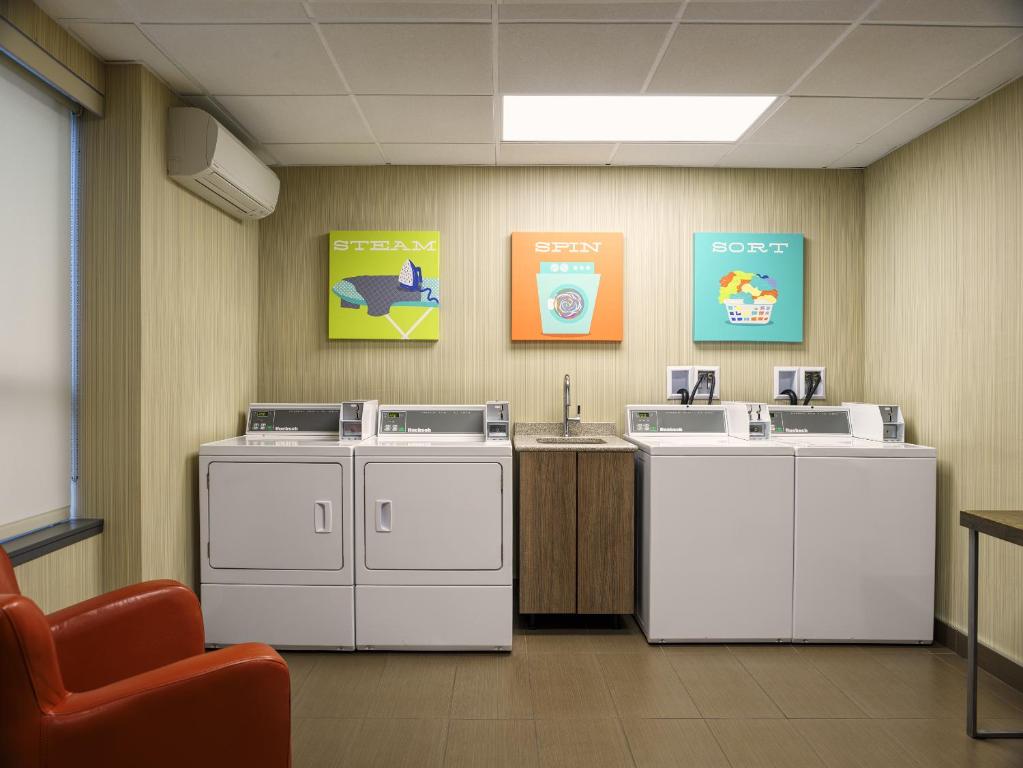 BEST WESTERN PLUS Carlton Plaza Hotel - Resim 22