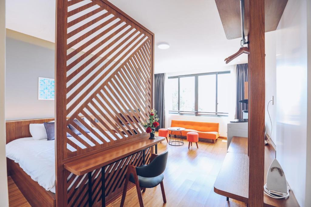 TTR Studio Apart Hotel - 12