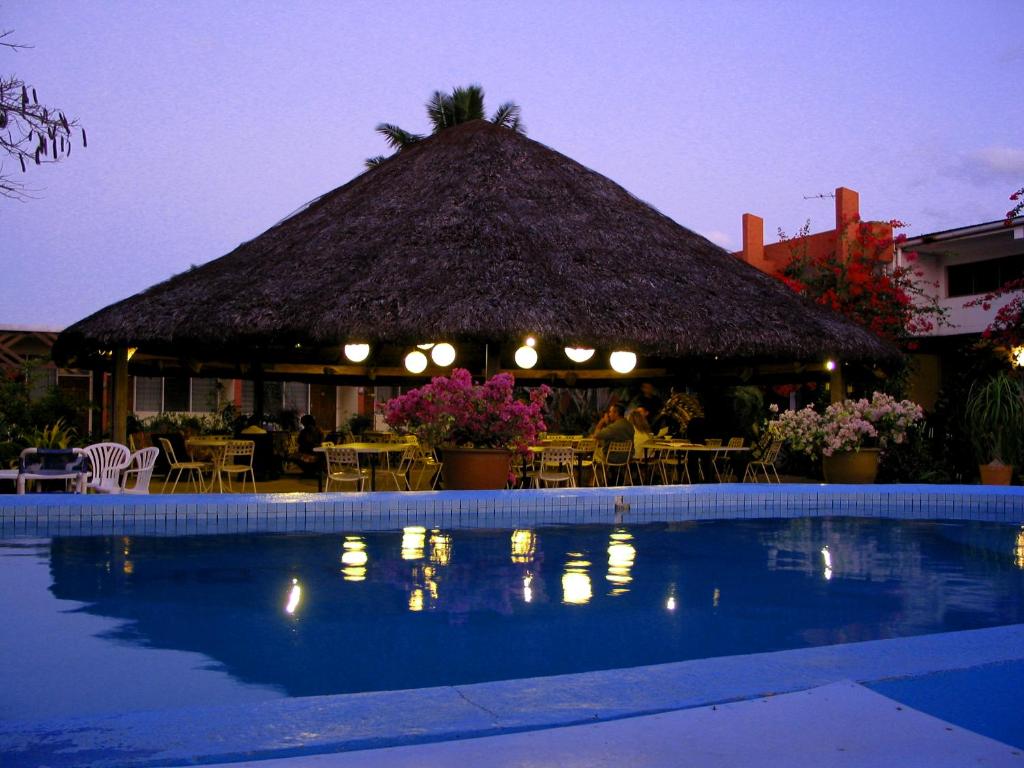 Bazén v ubytování Hotel Santo Vanuatu nebo v jeho okolí