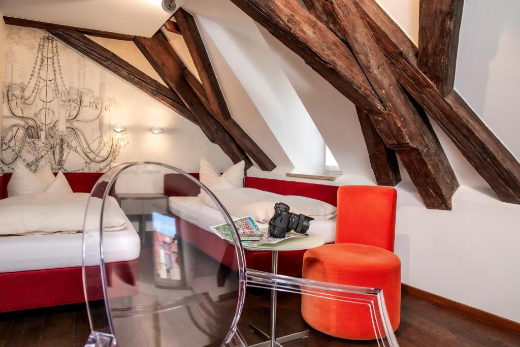 Posezení v ubytování Hotel Münchner Hof und Blauer Turm
