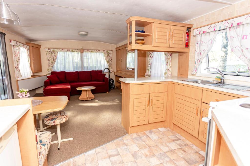 Köök või kööginurk majutusasutuses Guest House Rannaliiv