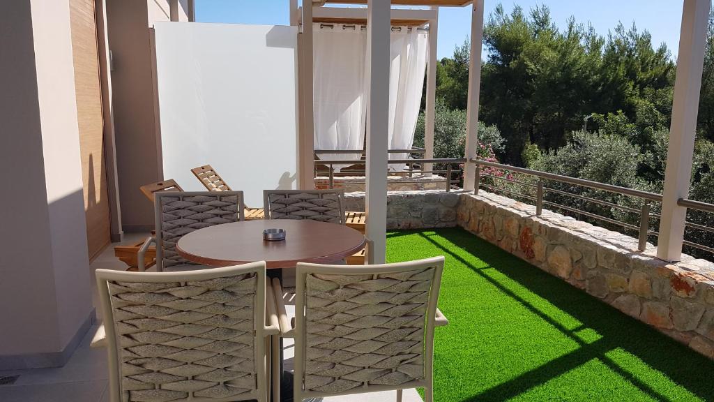 A balcony or terrace at STORK Design Suites