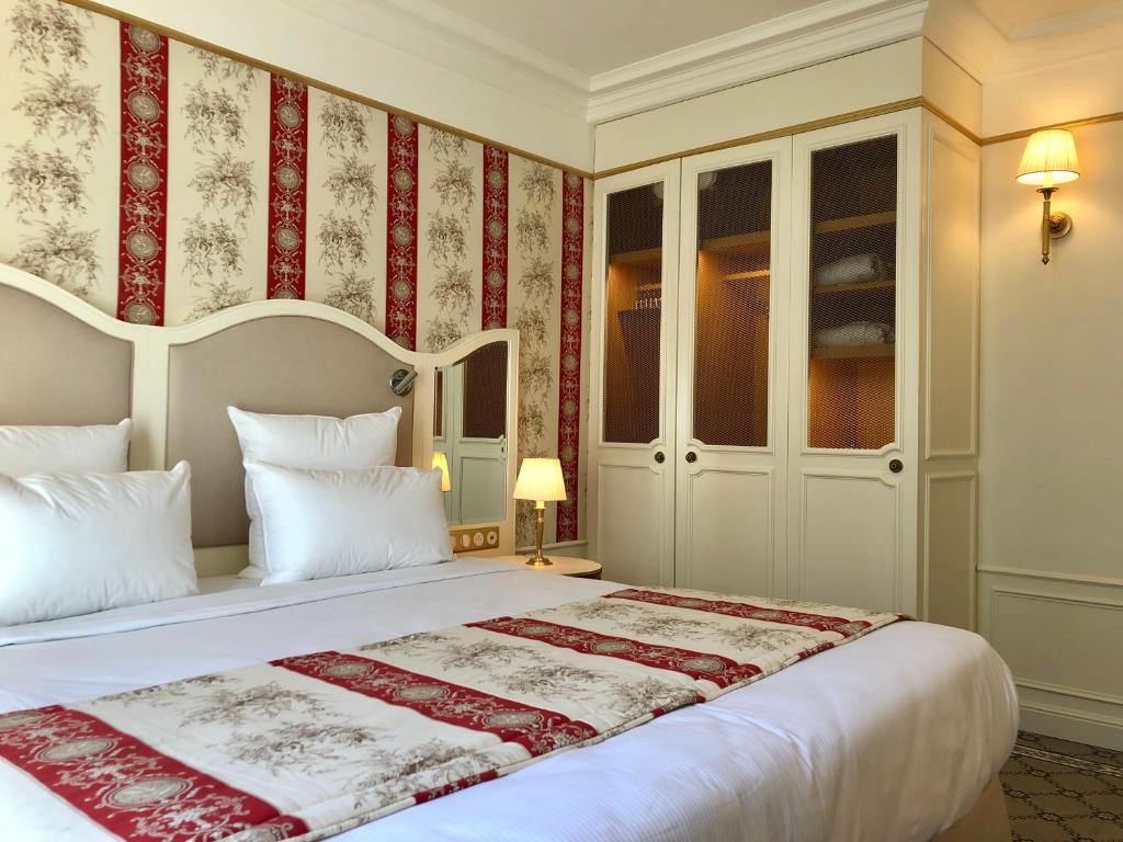 Hôtel Mayfair Paris - Resim 14