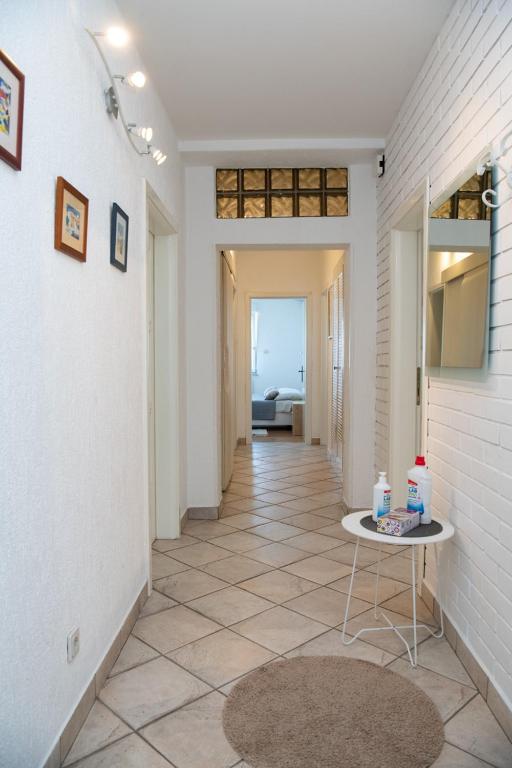 Zdjęcie z galerii obiektu Villa Tomić Apartment Mia near the sea w mieście Opatija