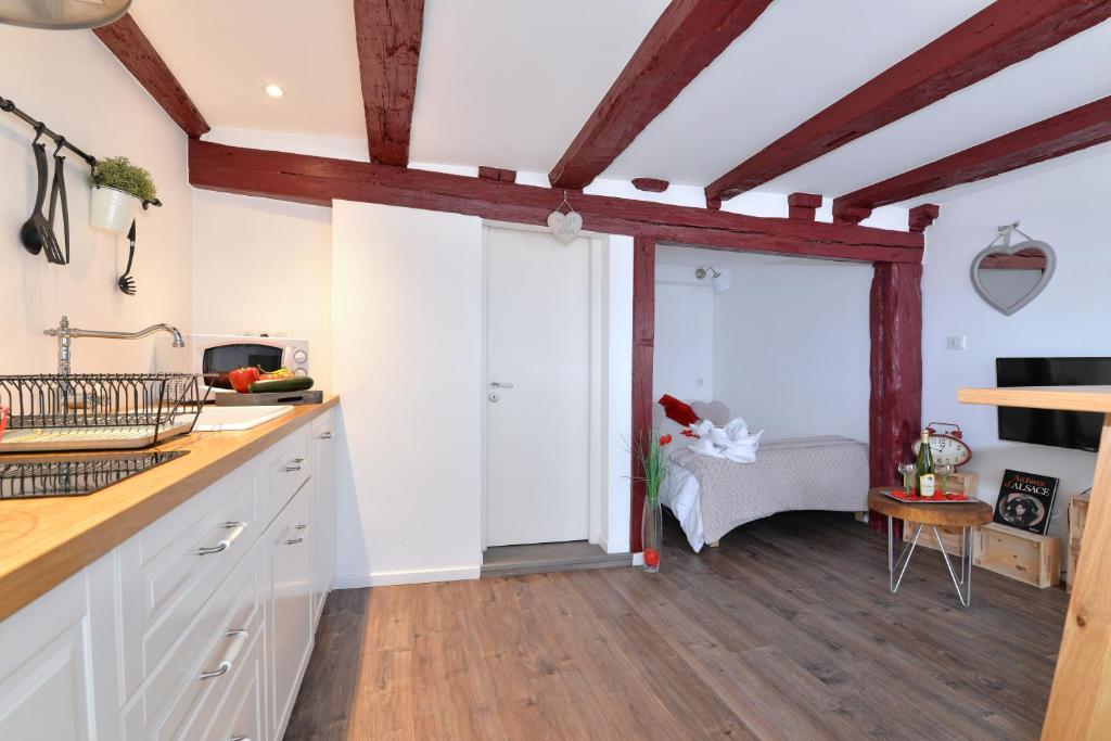 Una cocina o zona de cocina en La stub de la Petite Venise