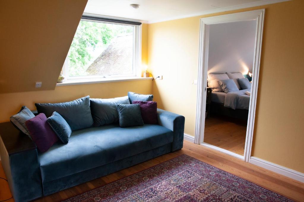 Posezení v ubytování Three Pheasants Boutique Bed and Breakfast