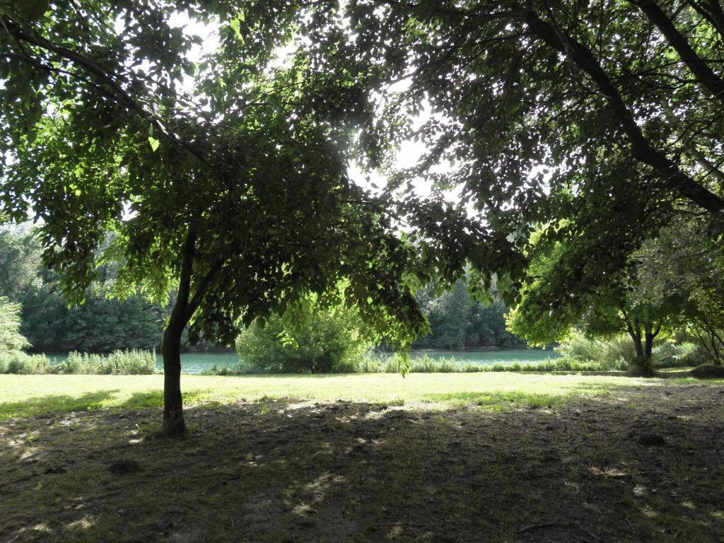 Zahrada ubytování Camping Paradis Bellerive