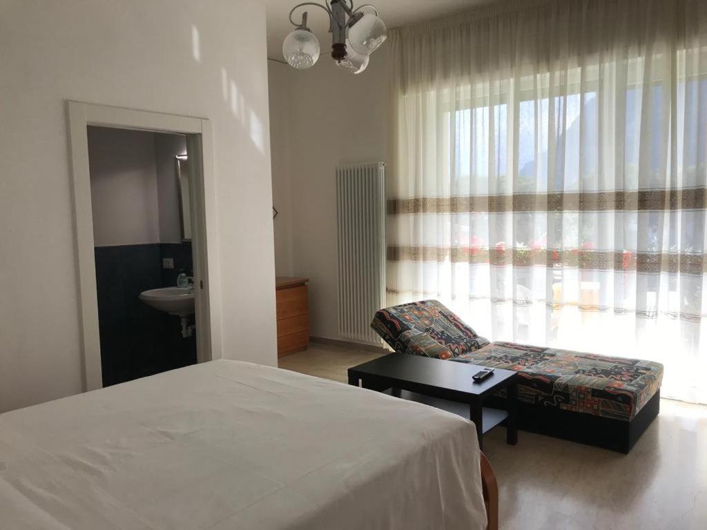 Postel nebo postele na pokoji v ubytování Eagle Rooms