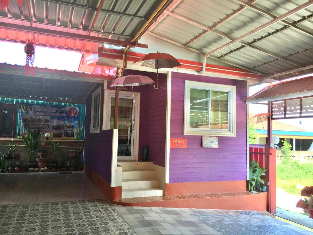บุญจินดา รีสอร์ท - Drievoudige Kamer Met Een Eigen Badkamer