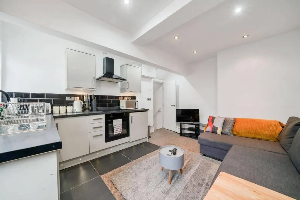 Stunning Cambridge Duplex, Cambourne, United Kingdom