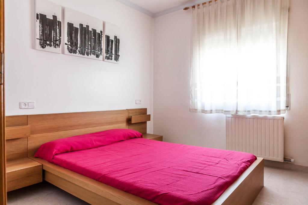 Posteľ alebo postele v izbe v ubytovaní CASA CON JARDIN-WIFI FREE