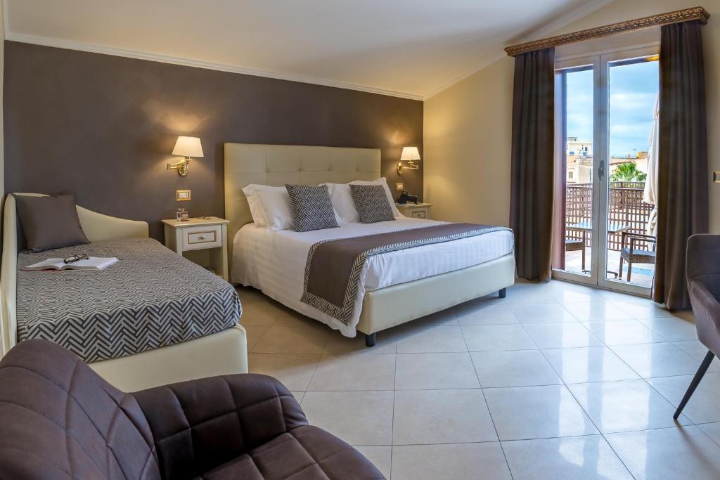 Vittorio Emanuele Hotel - Superior Double Or Twin Room With Terrace