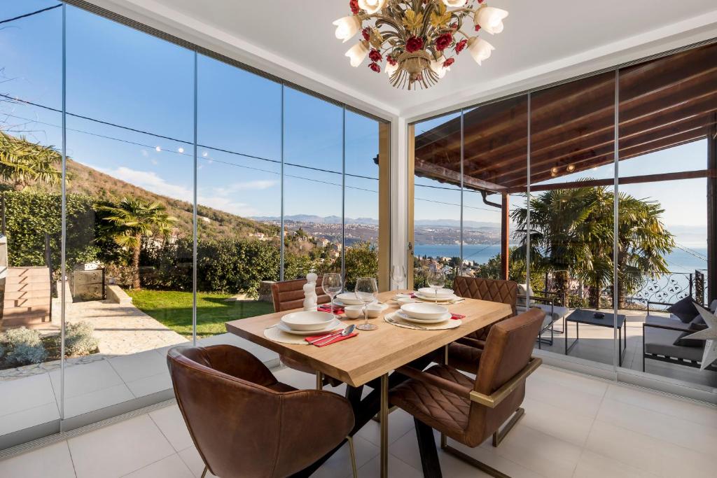 Veranda - Seaview Apartment